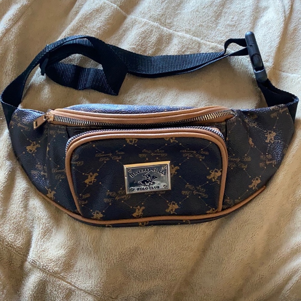 Fanny pack